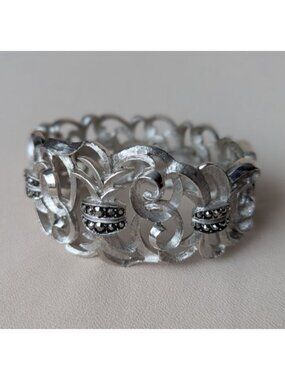 Vintage Avon Silver Tone Hinged Bangle Bracelet Black Rhinestones 6.5"
